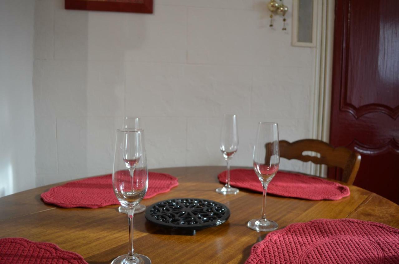 Les Troglos De L'Echeneau Vouvray Bagian luar foto