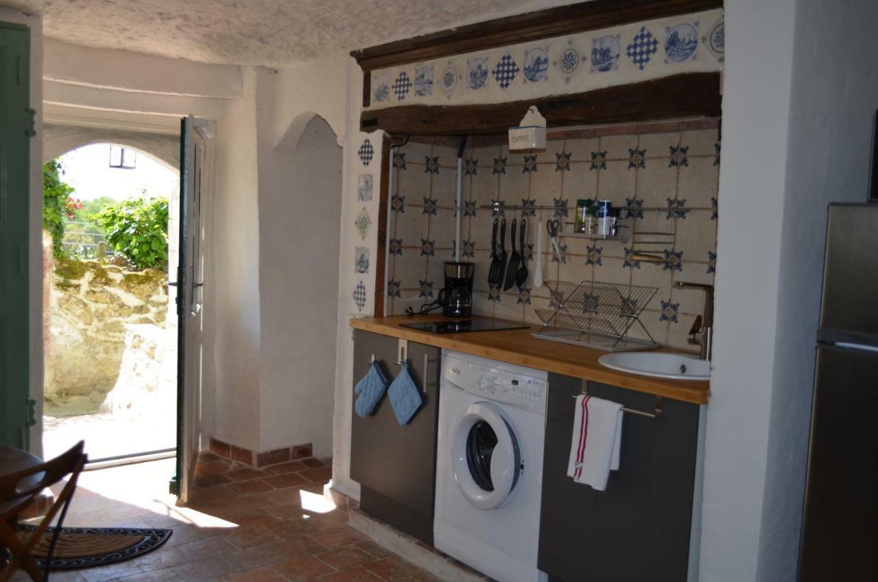 Les Troglos De L'Echeneau Vouvray Bagian luar foto